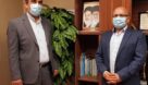 دکتر علیرضا افشار نماینده وزیر بهداشت در امر مبارزه با بیماری کرونا ، با دکتر صادق جلیلی مدیر درمان تامین اجتماعی خوزستان دیداروگفتگوکرد