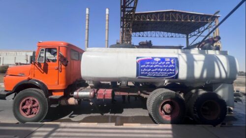 با هدف انجام مسئولیت های اجتماعی انجام شد؛ اعزام تانکرهای آب شرب به روستاهای شهرستان باوی توسط فولاد اکسین خوزستان