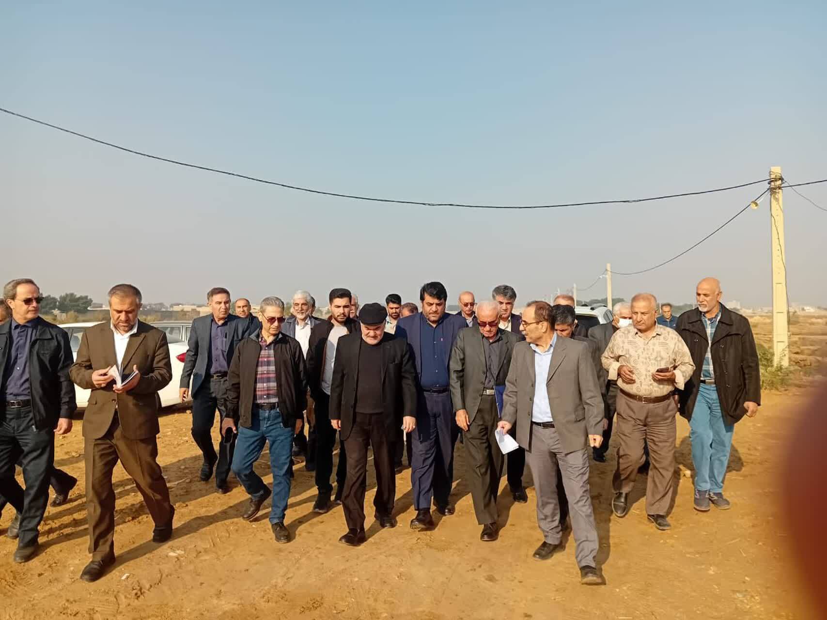 پیگیری برای رفع کامل بلاتکلیفی ۵۲ هکتار اراضی تعاونی‌های گروه ملی اهواز