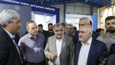 افتتاح غرفه سازمان آب و برق خوزستان به مناسبت هفته دولت با حضور استاندار