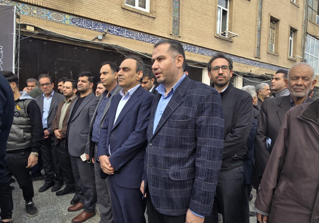 حضور مدیرعامل، هیئت‌ مدیره و کارکنان شرکت فولاد اکسین در مراسم تشییع مرحوم آیت الله شفیعی